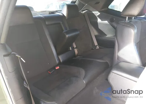 2022 Dodge Challenger R/T z USA, uszkodzony, nr VIN 2C3CDZBT8NH233824